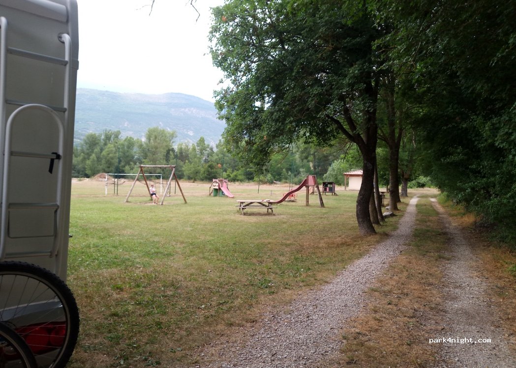 (26560) Lachau - 21 Chemin du Rousset — foto