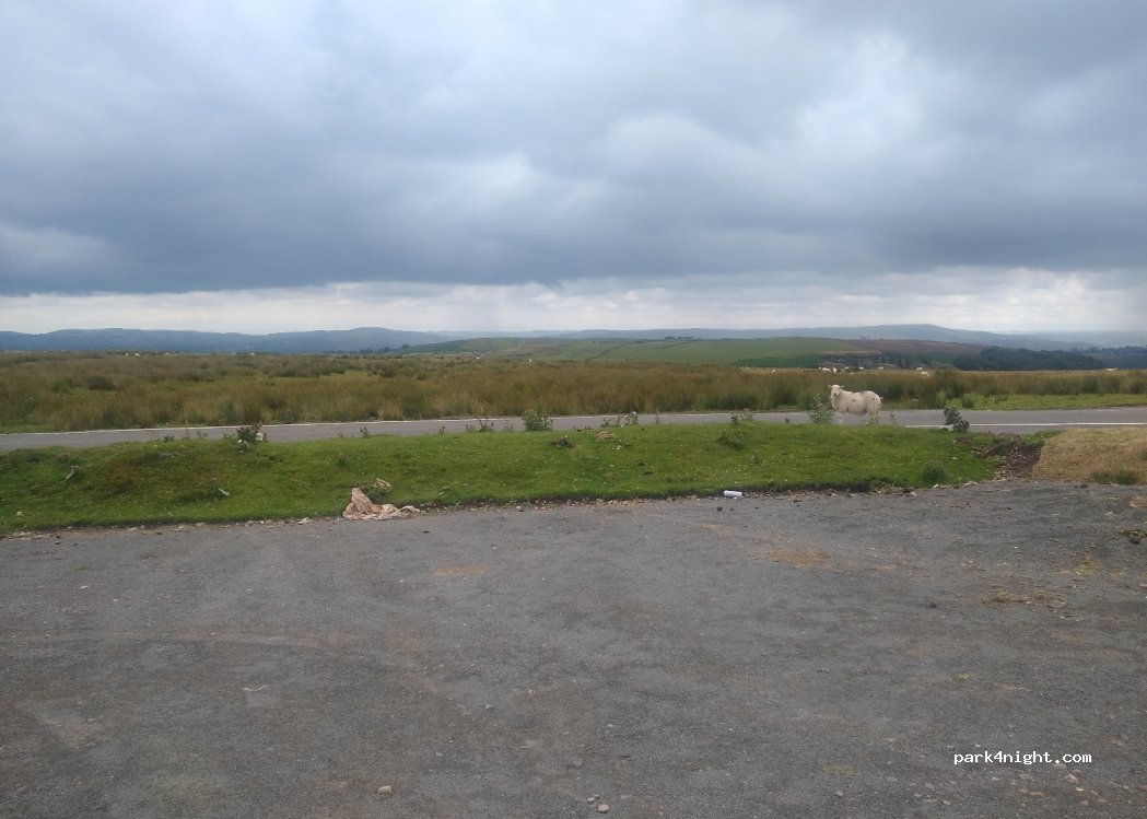 ()  - Unnamed Road — foto 2
