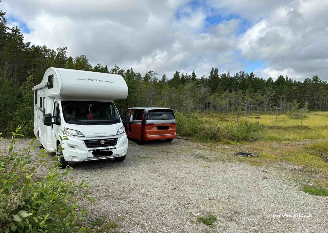 (905 82) Umeå - Norrmjölevägen — foto 2