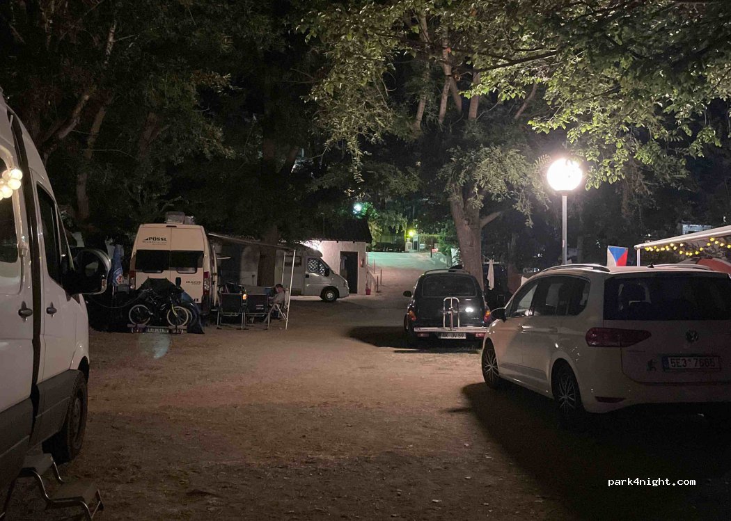 Camp Ivo — foto