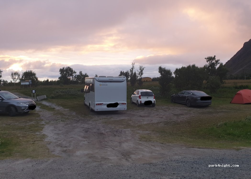 (9380)  - 42 Kirkegårdsveien — foto
