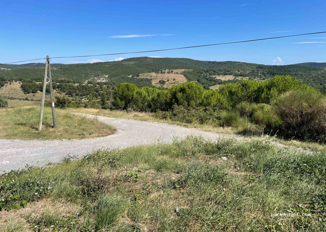(07170) Villeneuve-de-Berg - Devant de Pierouby — foto 3
