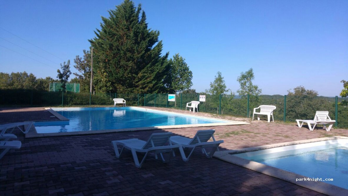 Camping Les graves — foto