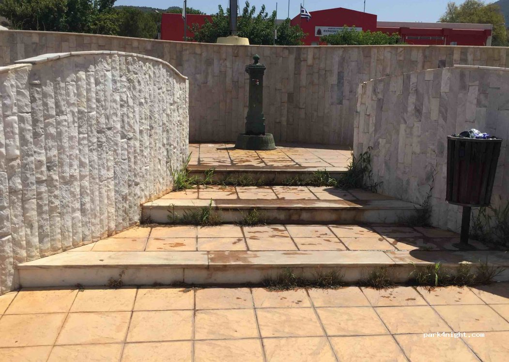 (203 00) Perachora - Eparchiaki Odos Loutrakiou-Schinou — foto 2