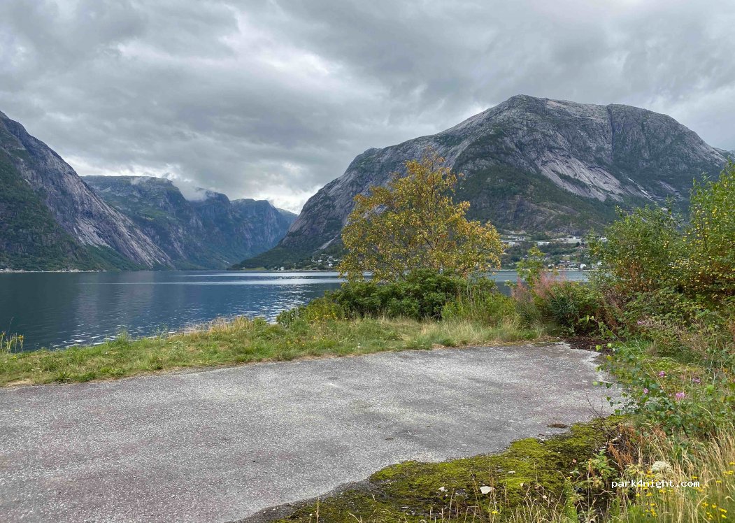 (5783) Eidfjord - Riksveg 7 — foto