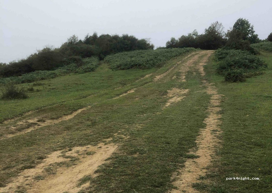(64240) Hasparren - Chemin d'Antzenia — foto 3