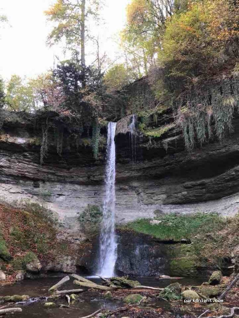 (1323) Romainmôtier-Envy - 3 Ruelle de la Fontaine — foto 2