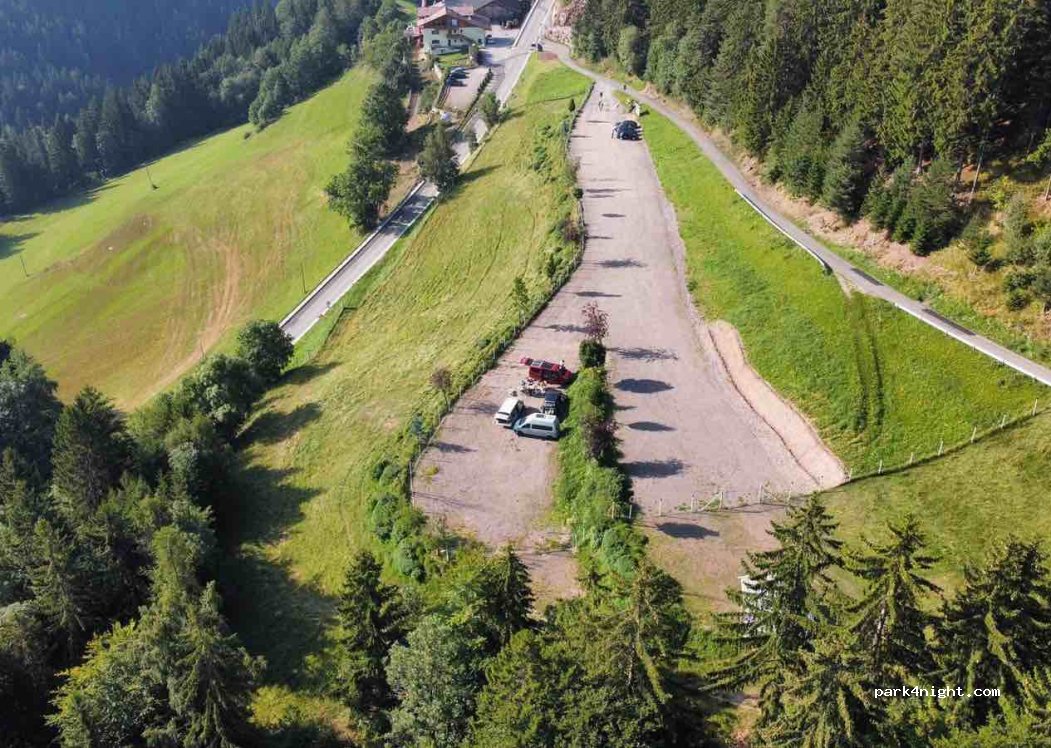 Parkplatz Knottnkino  Eggerhof Hofschank — foto 2