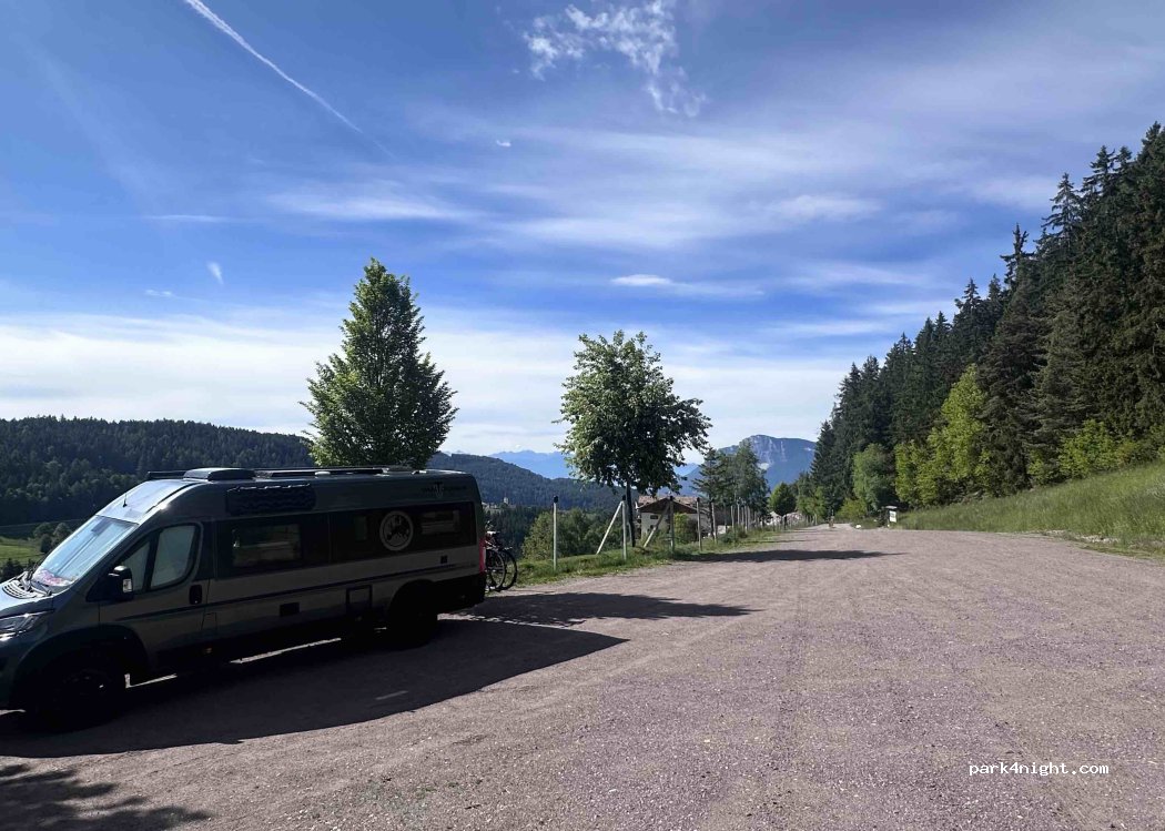 Parkplatz Knottnkino  Eggerhof Hofschank — foto 5