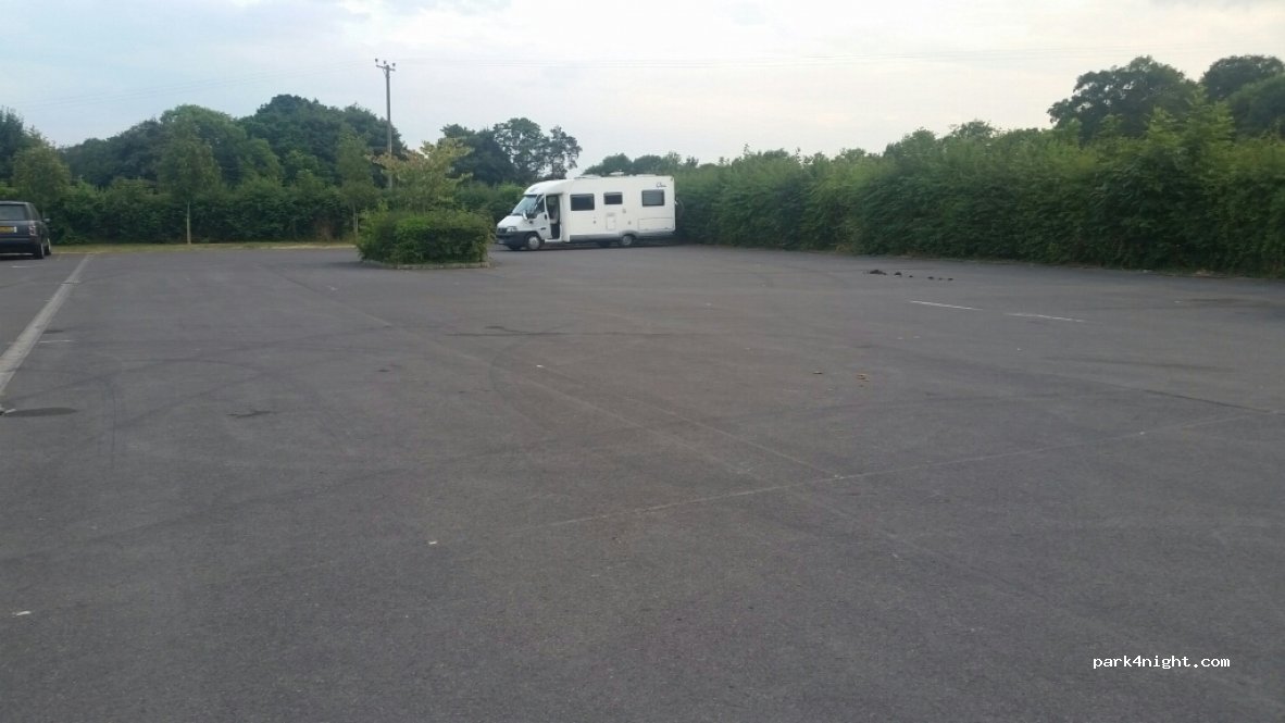 (SN14 7HH) Upper Castle Combe - Dunns Lane — foto