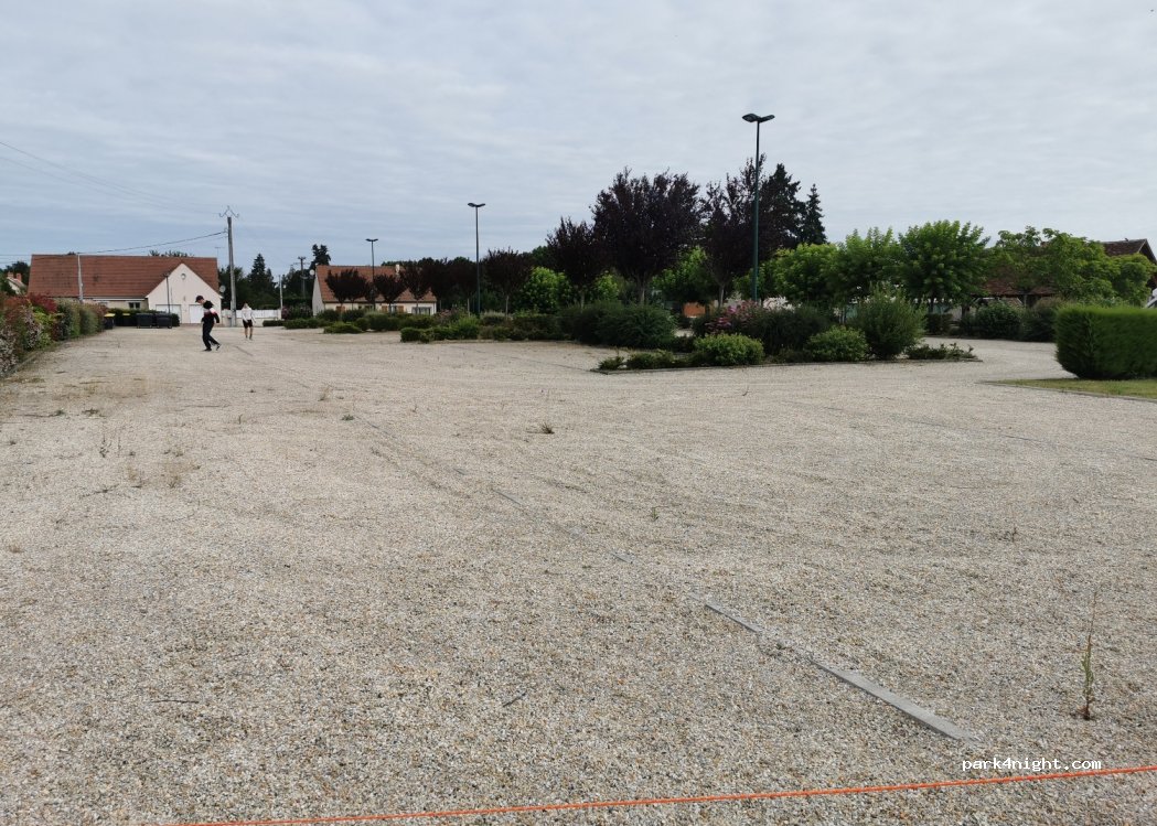 (36700) Fléré-la-Rivière - 4 Rue Neuve — foto 2