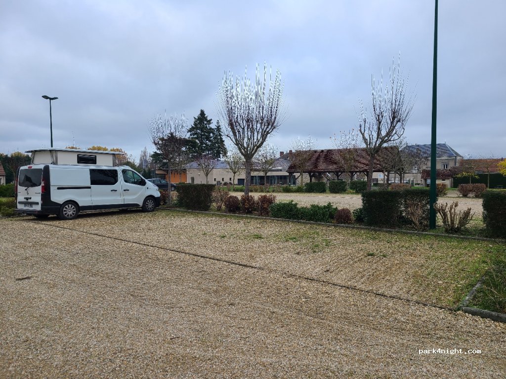 (36700) Fléré-la-Rivière - 4 Rue Neuve — foto 4