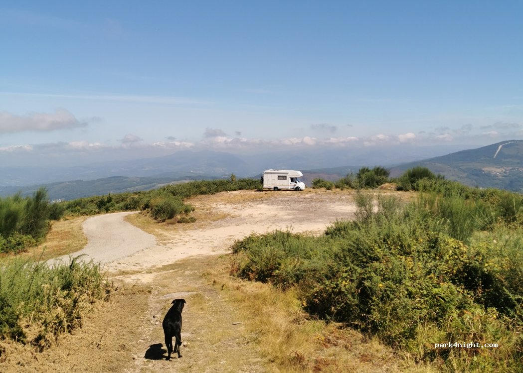 (36448) As Neves - Unnamed Road — foto