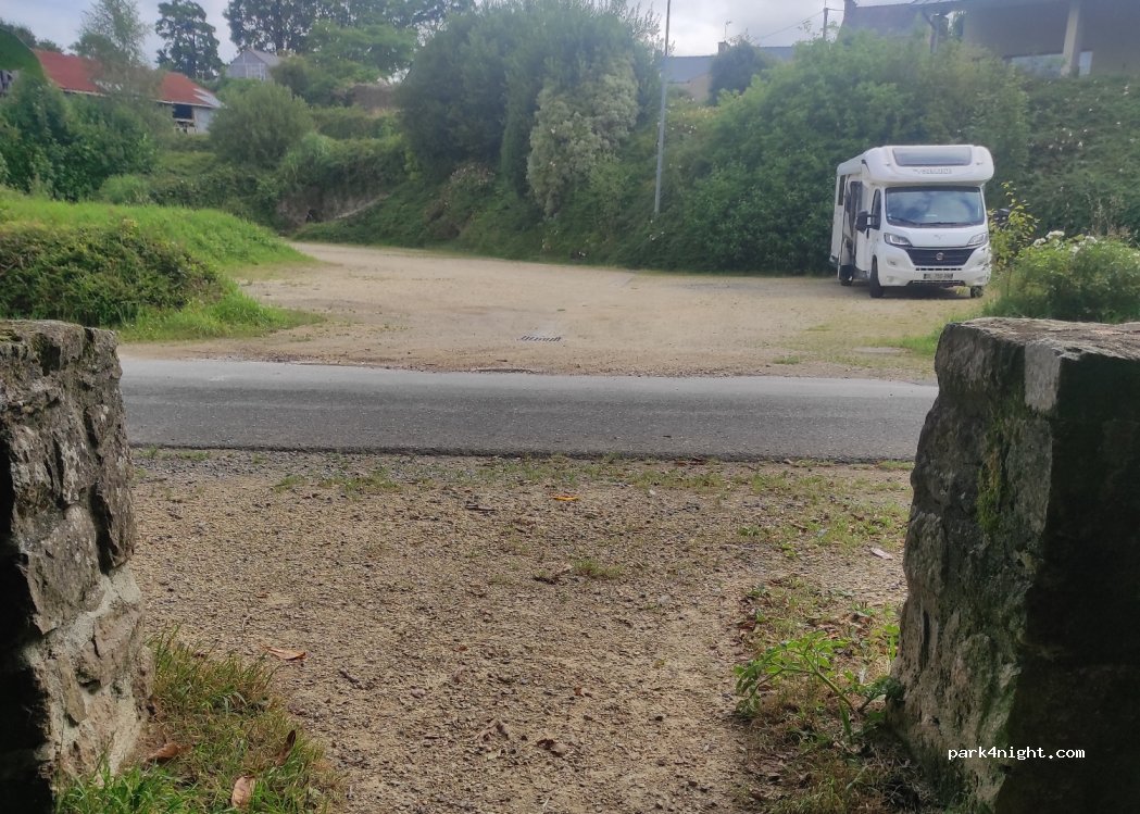(29400) Landivisiau - 4 Chemin de Kerzuguel — foto 3