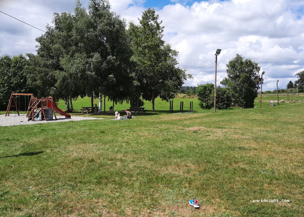 (48600) Auroux - Unnamed Road — foto