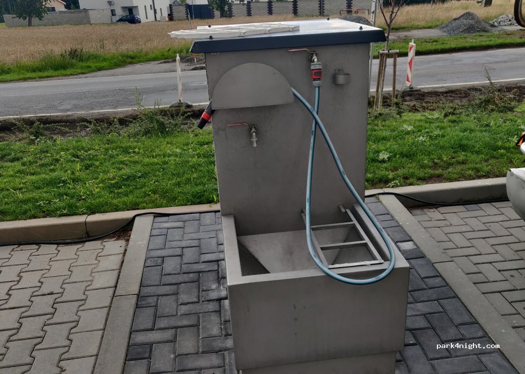 (783 47) Hněvotín - 570 — foto