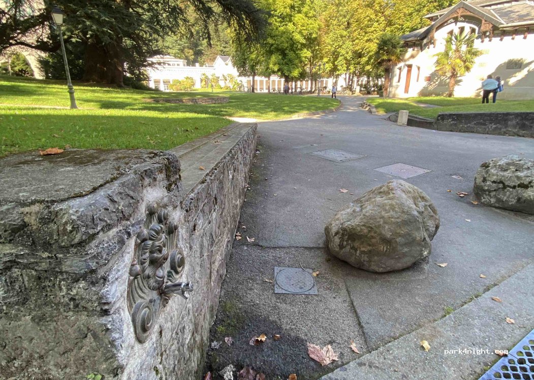(31110) Bagnères-de-Luchon - 9 Cours des Quinconces — foto