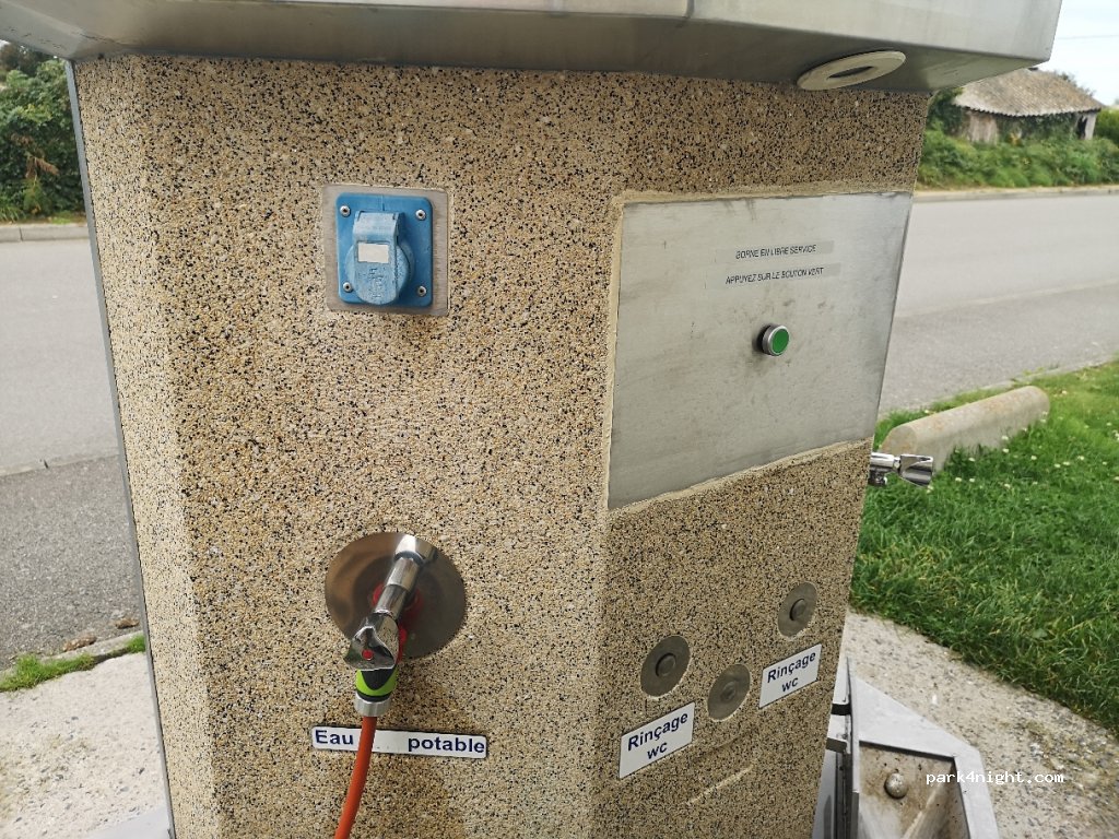(29660) Carantec - 4 Rue Castel an Dour — foto