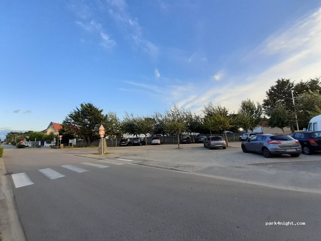 (44580) Les Moutiers-en-Retz - 4 Avenue Félix Guillou — foto 2