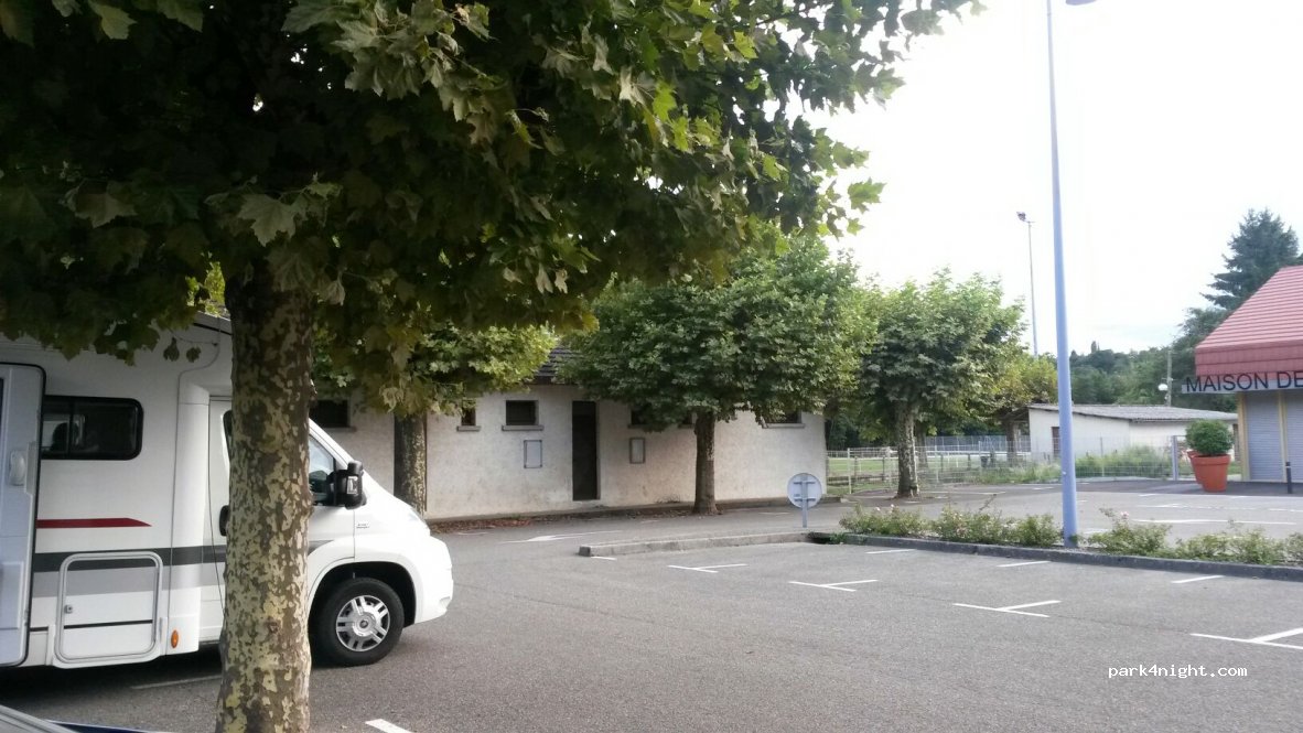 (38110) Saint-Clair-de-la-Tour - 300 Avenue du Stade — foto 3
