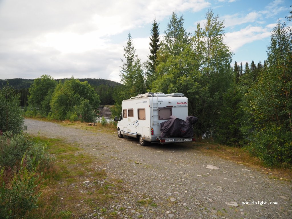 (912 97) Stalon - Unnamed road — foto 2