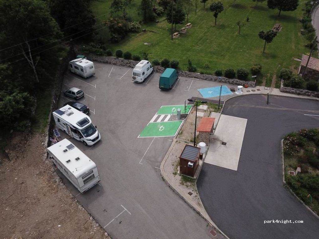 (30570) Valleraugue - 5 Avenue de l'Aigoual — foto 2