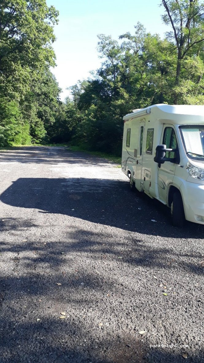 (979 01) Rimavská Sobota - Unnamed Road — foto
