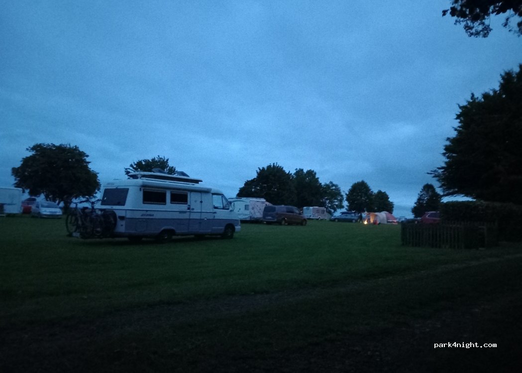 Summerlands campsite — foto 2