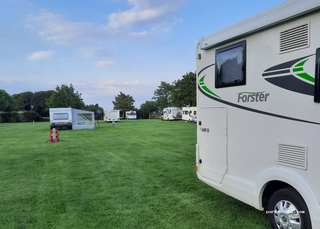Summerlands campsite — foto 3
