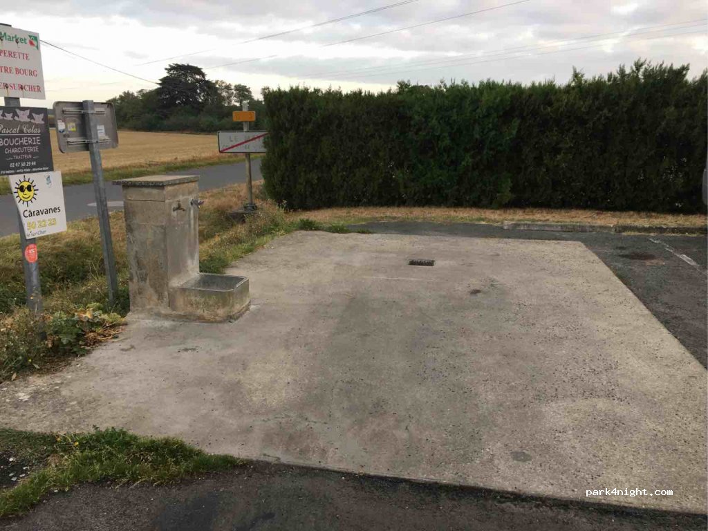 (37270) Athée-sur-Cher - 1-5 Rue de Cigogne — foto 4
