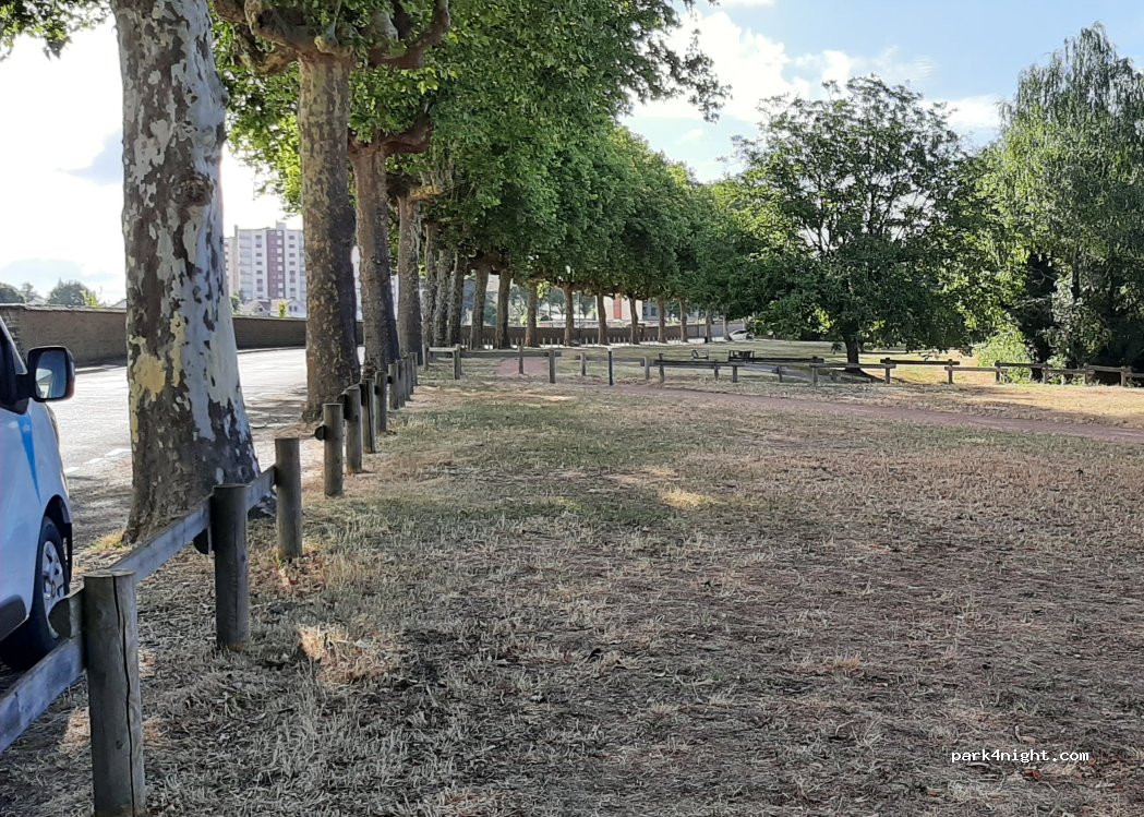 (71160) Digoin - 21 Rue des Perruts — foto 4