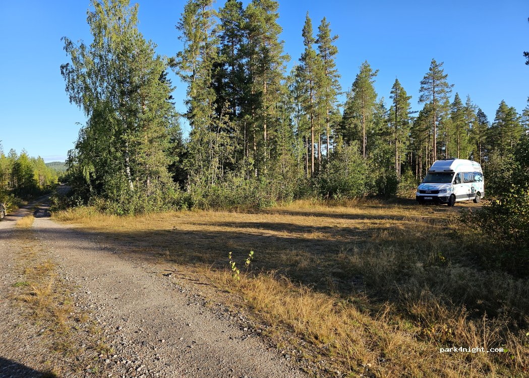 (820 43) Kårböle - Unnamed Road — foto 5