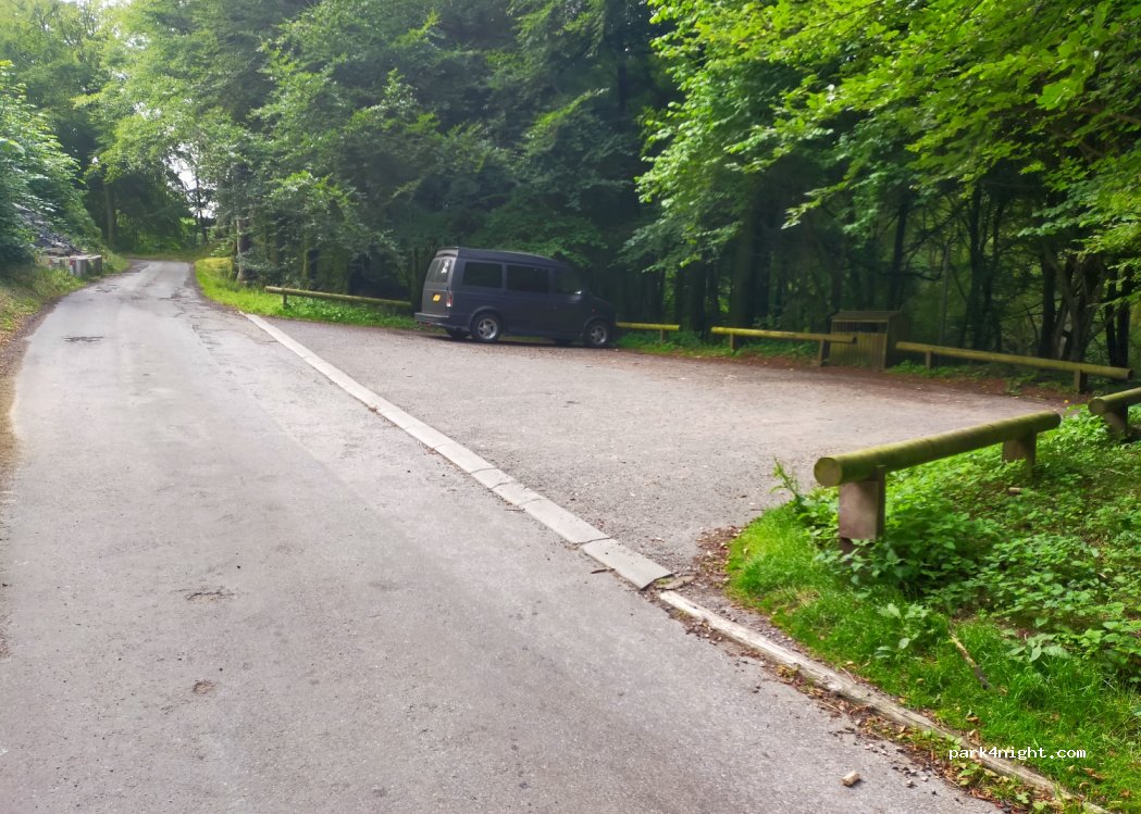 (PH11 8LA)  - Unnamed Road — foto