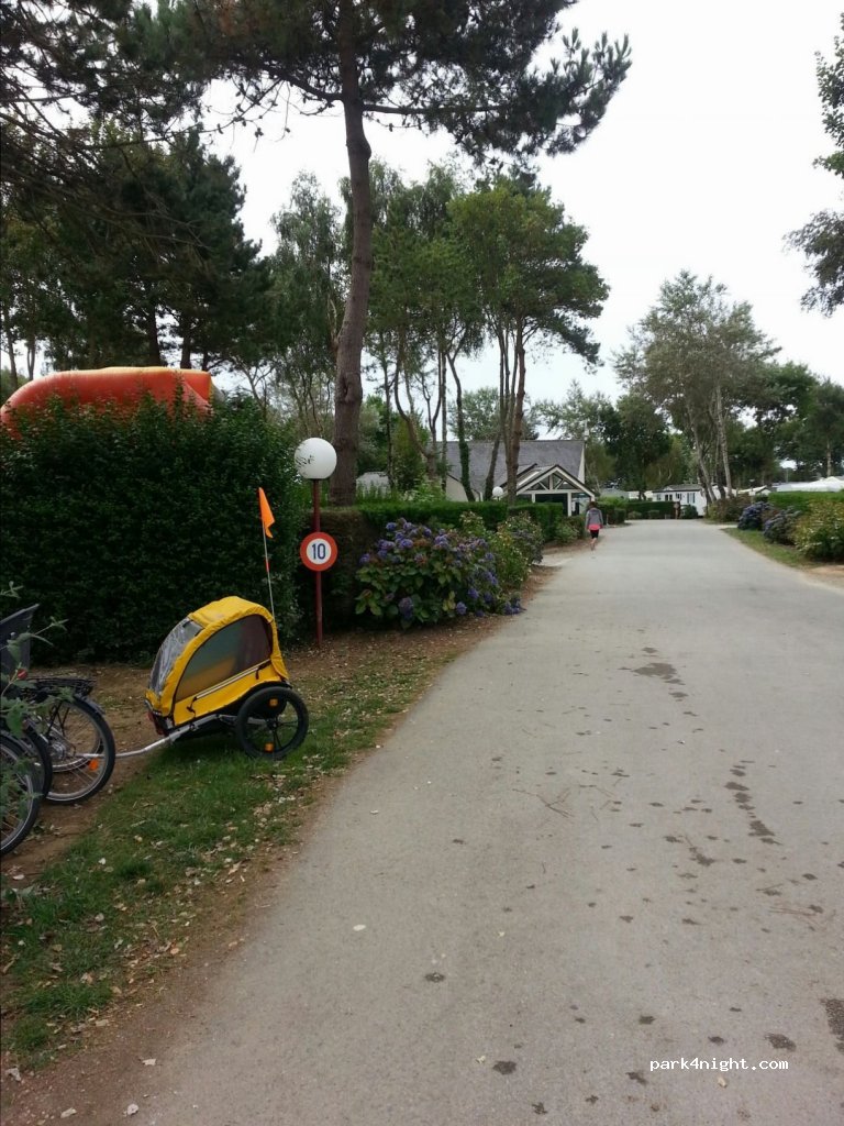 Camping Les Jardins de Lorient Kergal — foto 2