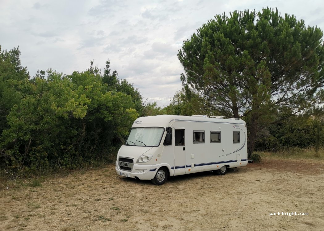 (30650) Rochefort-du-Gard - 10 Avenue de Signargues — foto