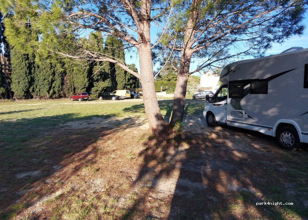 (30650) Rochefort-du-Gard - 10 Avenue de Signargues — foto 2