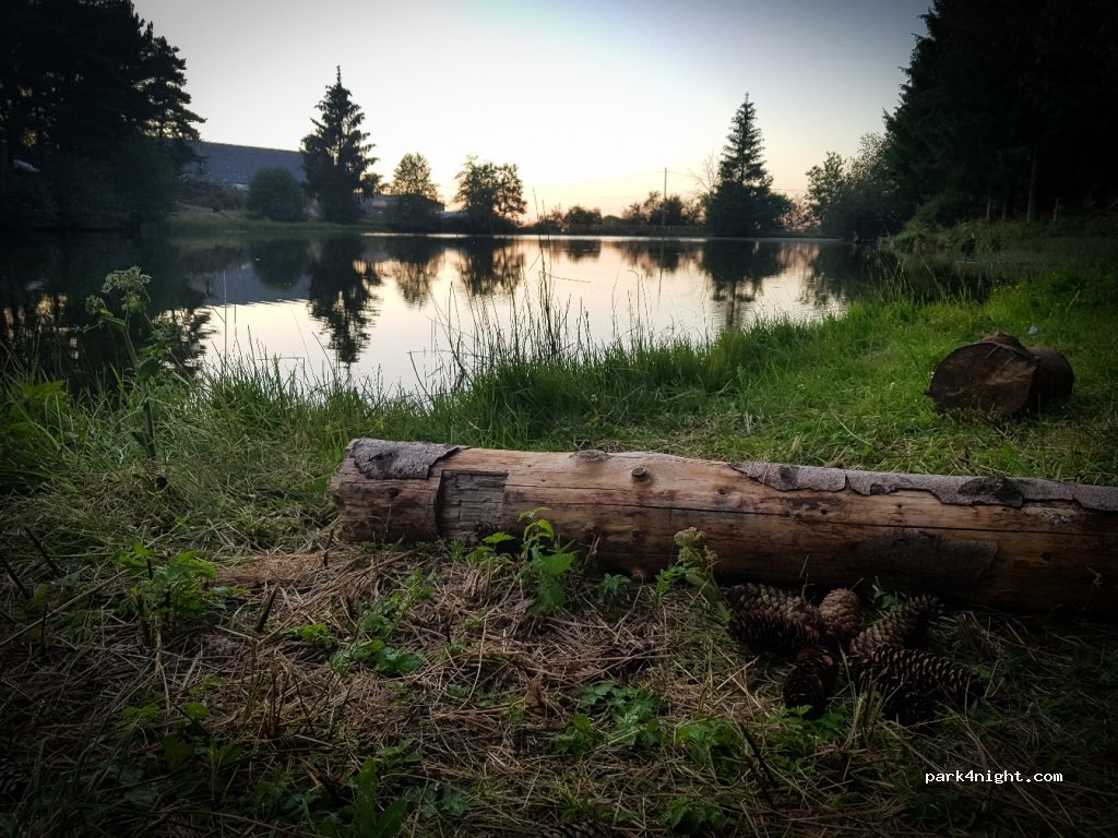 Camping de Fléchat (Orcival) — foto