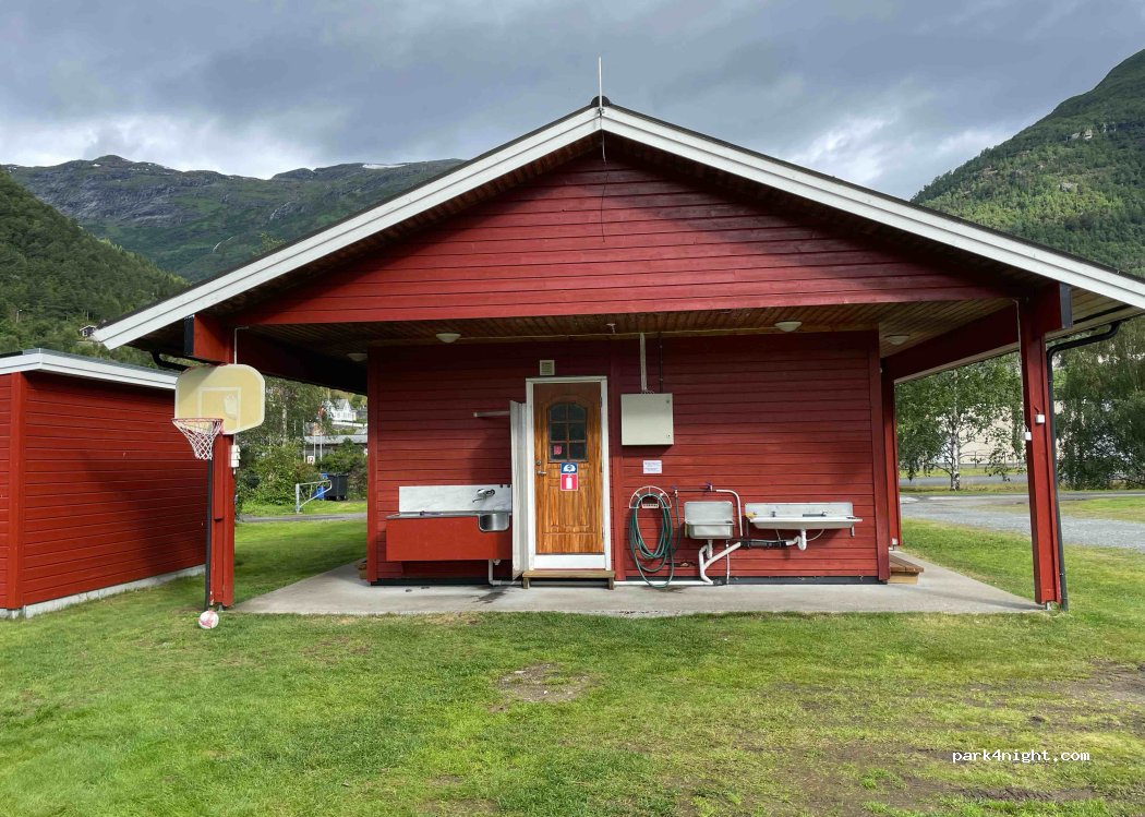 Hellesylt Camping — foto 3