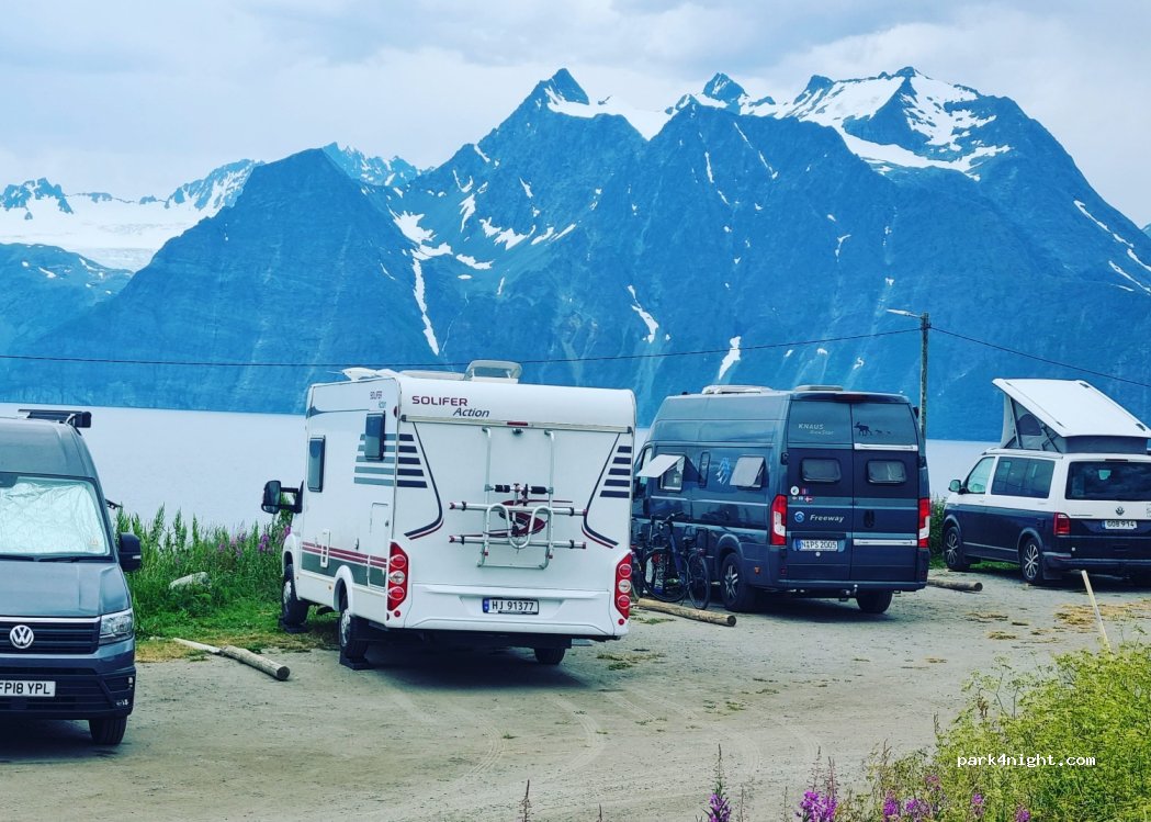 Artic Lyngen Sjøcamp — foto 2