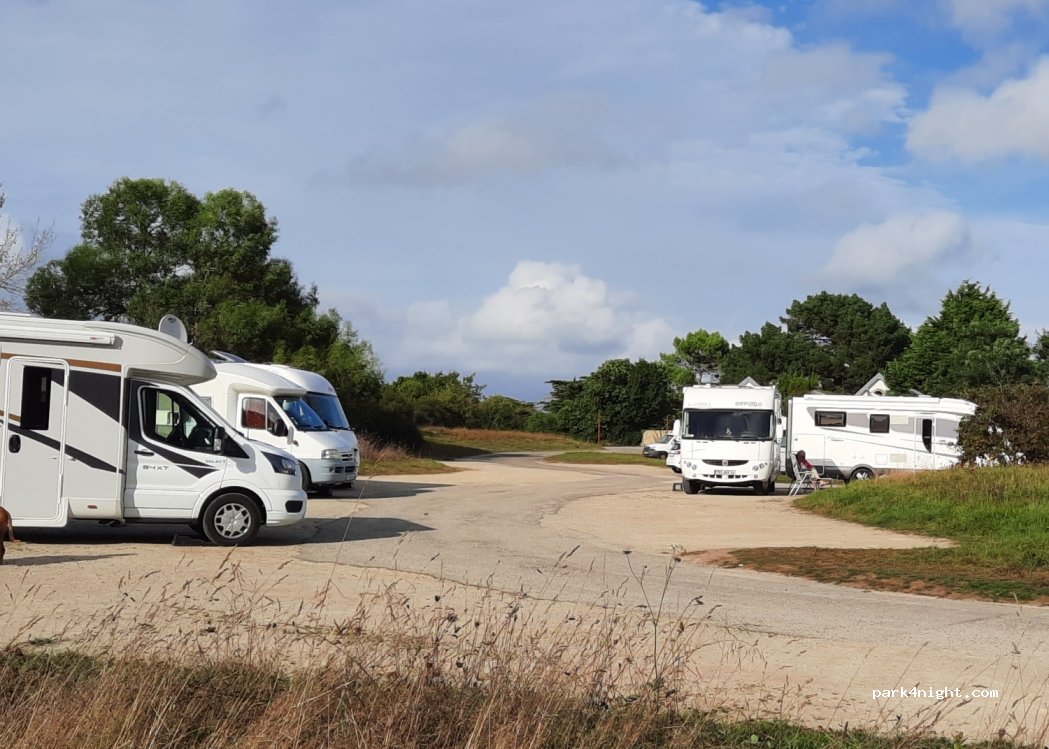 (56740) Locmariaquer - 86 Route de Kerpenhir — foto