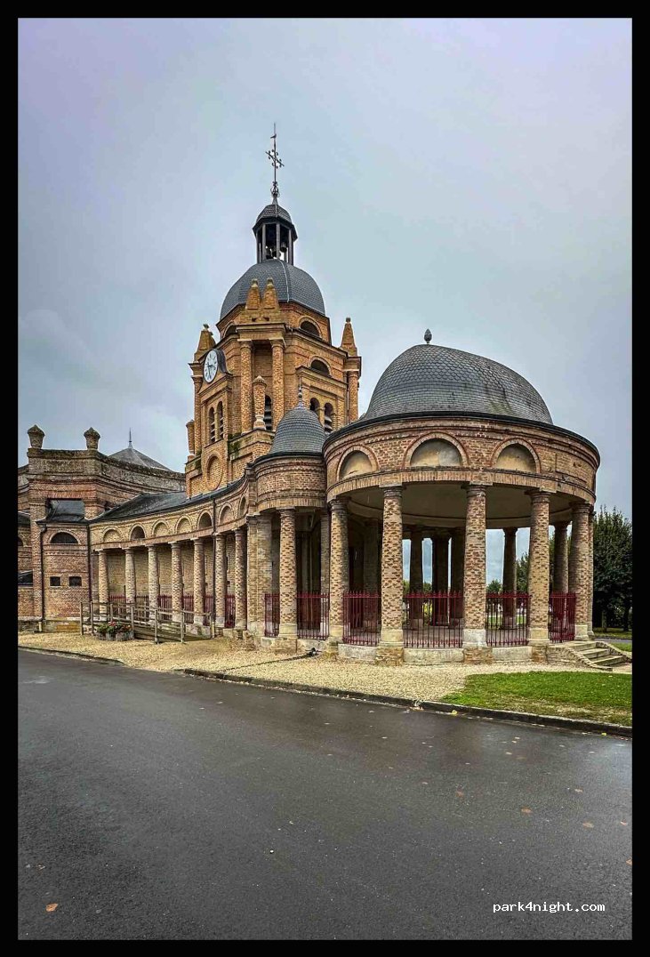 (08190) Asfeld - 6 Place Grand 'cour — foto 3