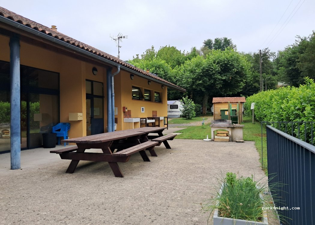 Camping Municipal Cransac Les Thermes — foto 3