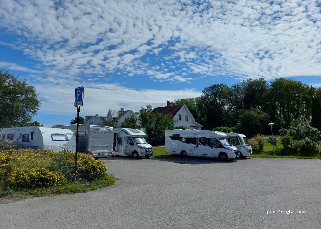 (7670)  - 4 Einhaugen — foto 2