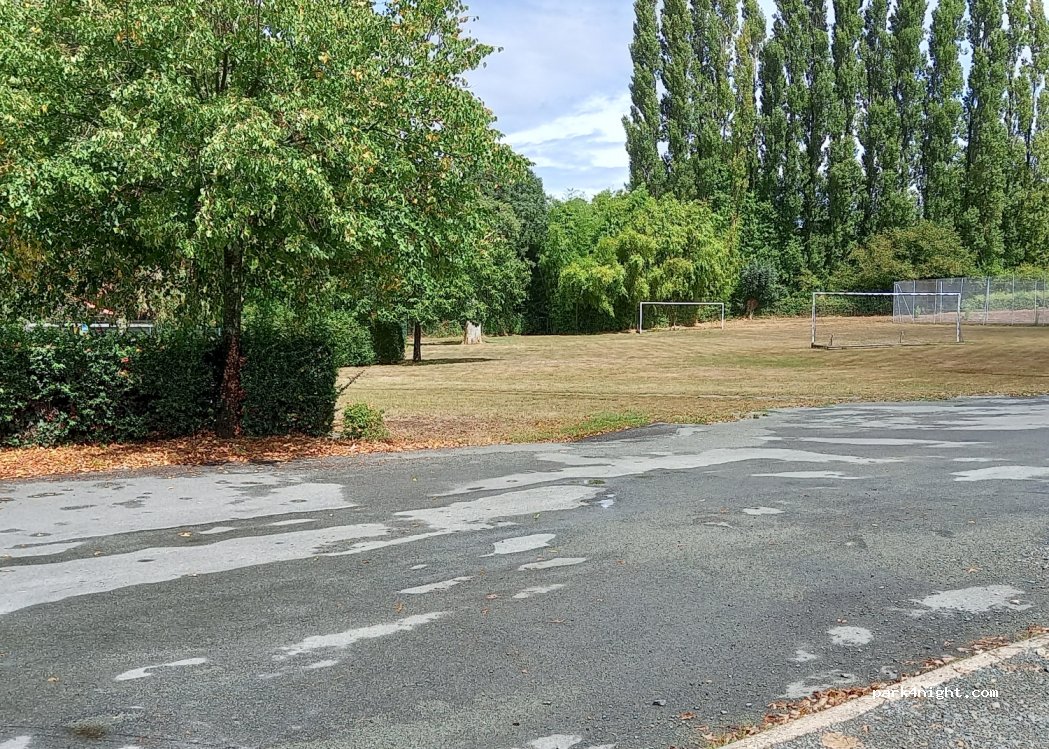 (85120) Breuil-Barret - 3 Rue Georges Clemenceau — foto 2