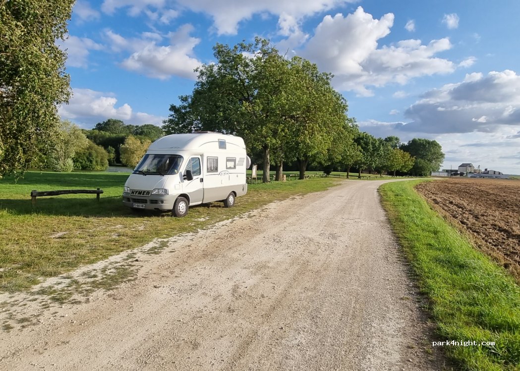 (36110) Levroux - 1 Route de Moulins — foto 3
