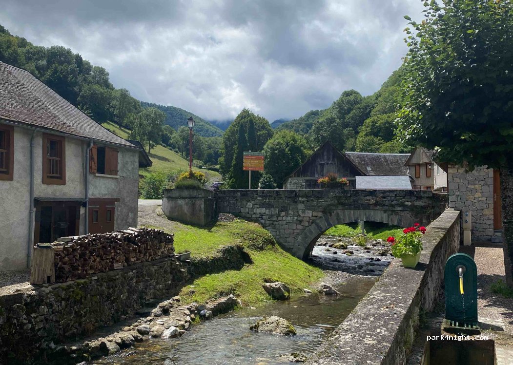 (09800) Saint-Lary - — foto