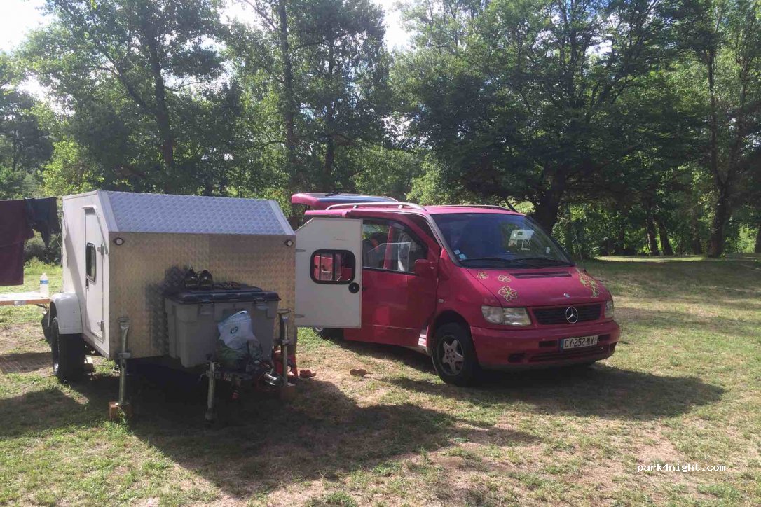 Au Fil de l'eau-camping — foto
