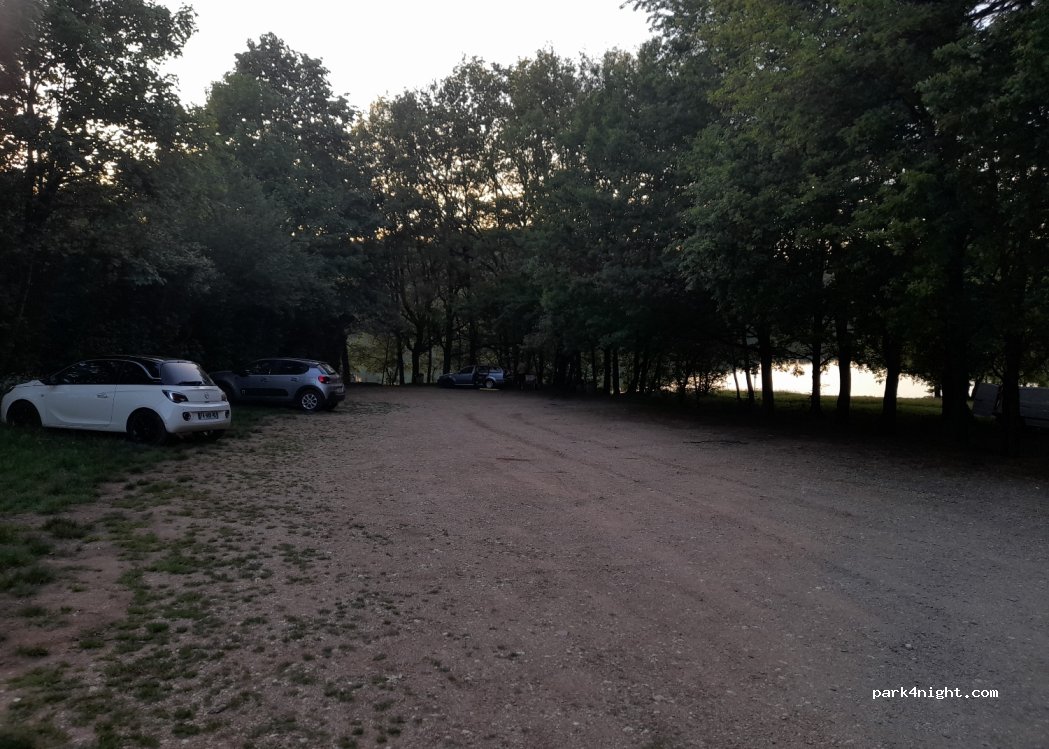 (81120) Saint-Antonin-de-Lacalm - D138 — foto 4