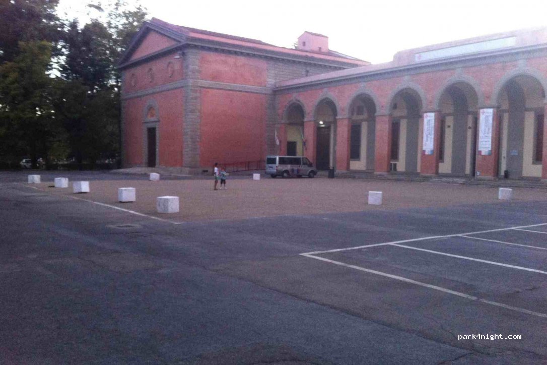 (50144) Firenze - 11 Piazzale delle Cascine — foto