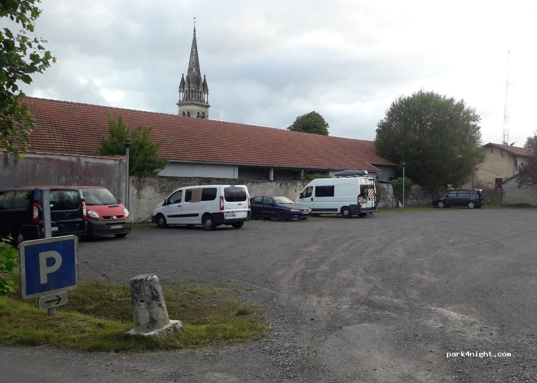 (33830) Belin-Béliet - 2 Allée des Platanes — foto 2